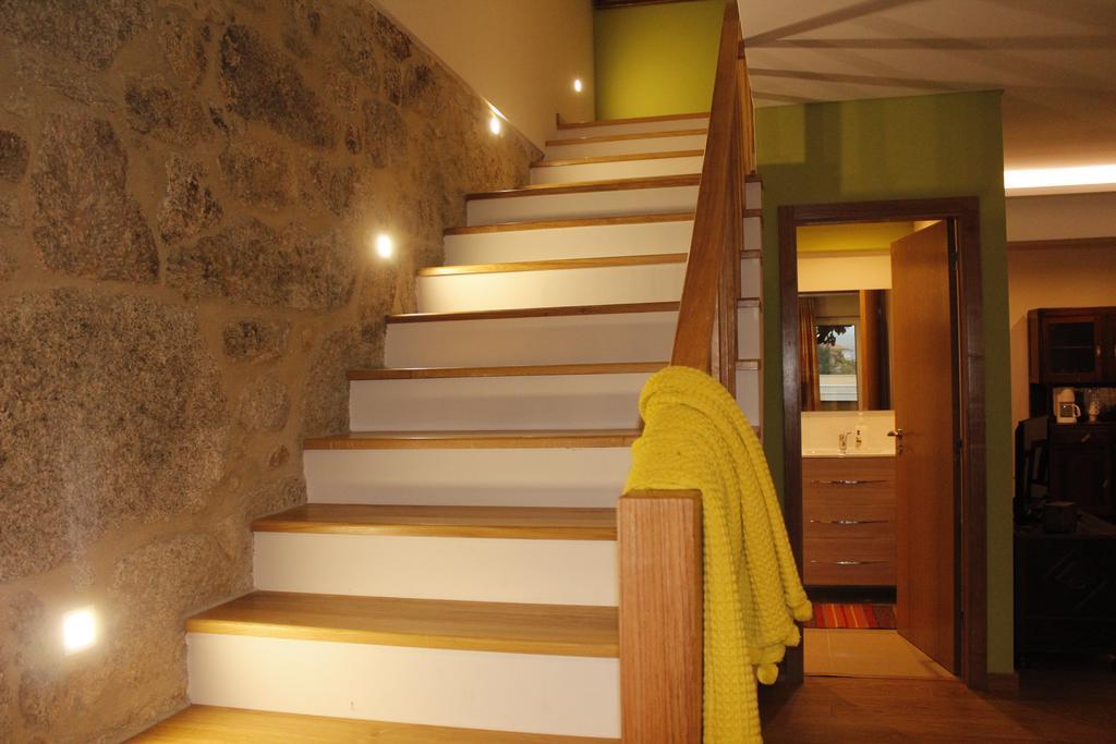 ヴァーレ・デ・カンブラ Casa Da Nininhaヴィラ 部屋 写真